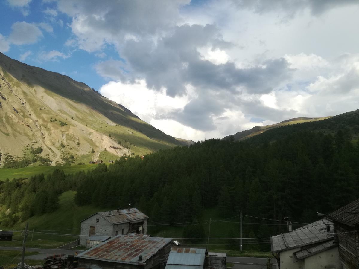 Hotel Bait De Angial Livigno Exterior foto